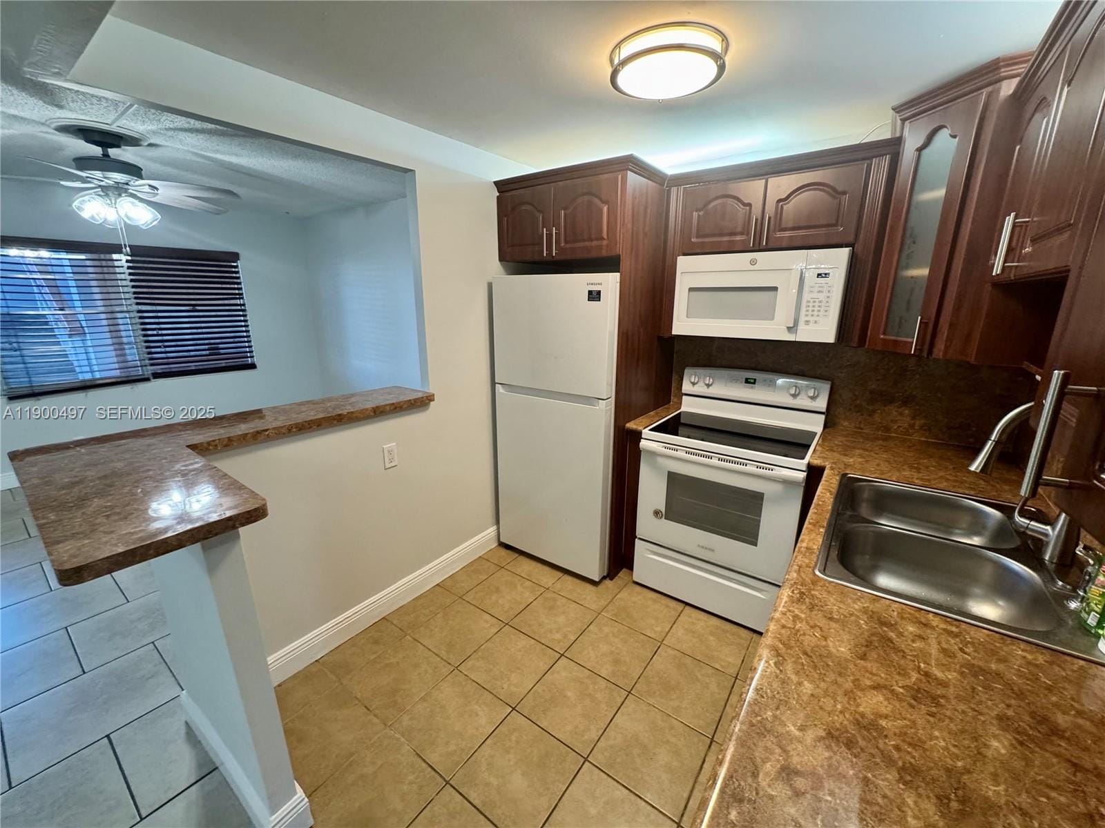 1011 Westbury F 1011 — photo 6