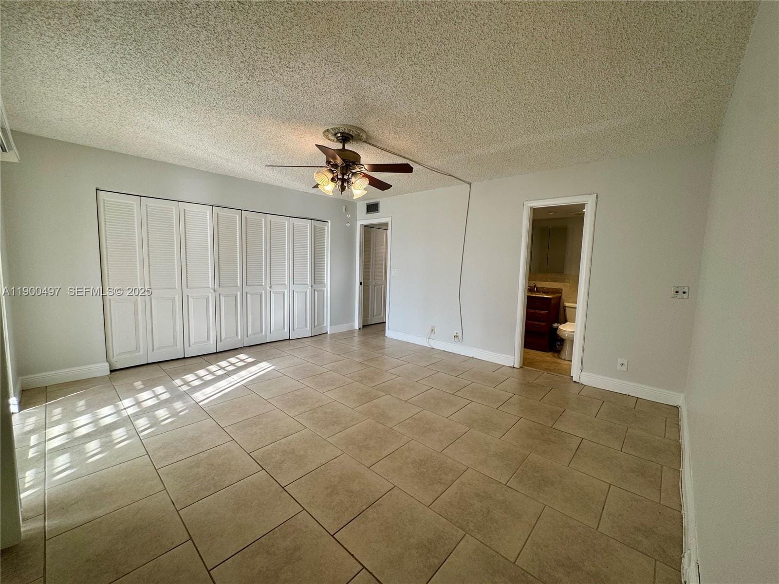 1011 Westbury F 1011 — photo 9