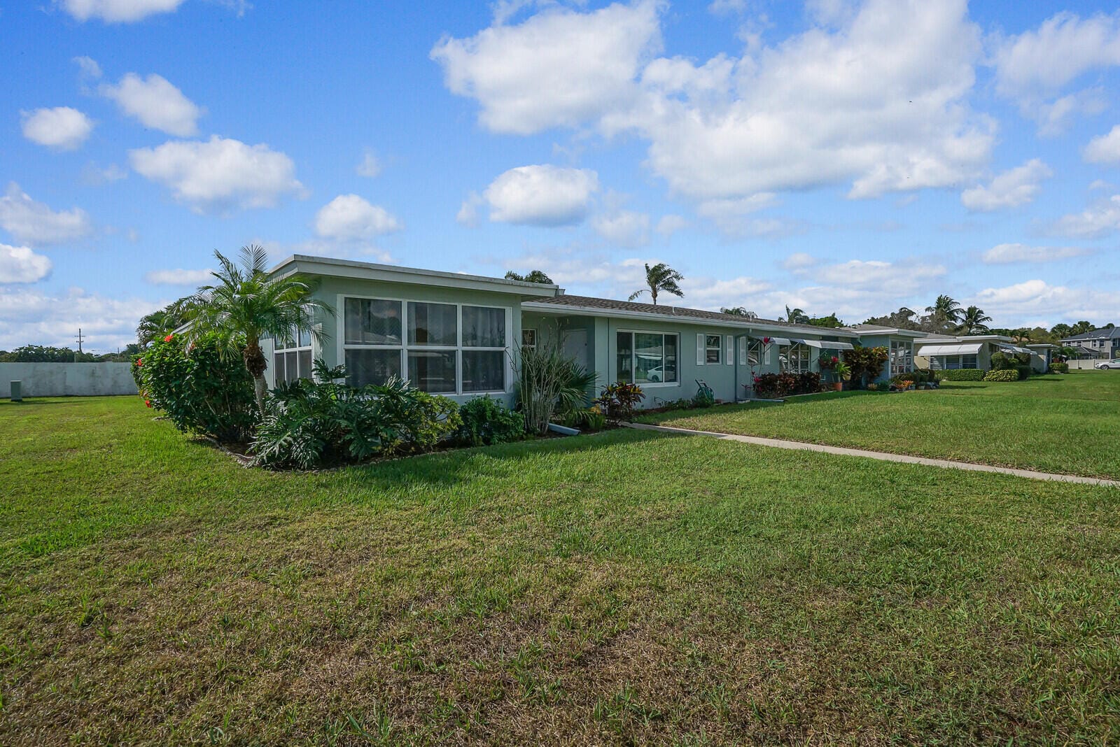 202 High Point Terrace W A, Delray Beach, FL 33445 photo 2