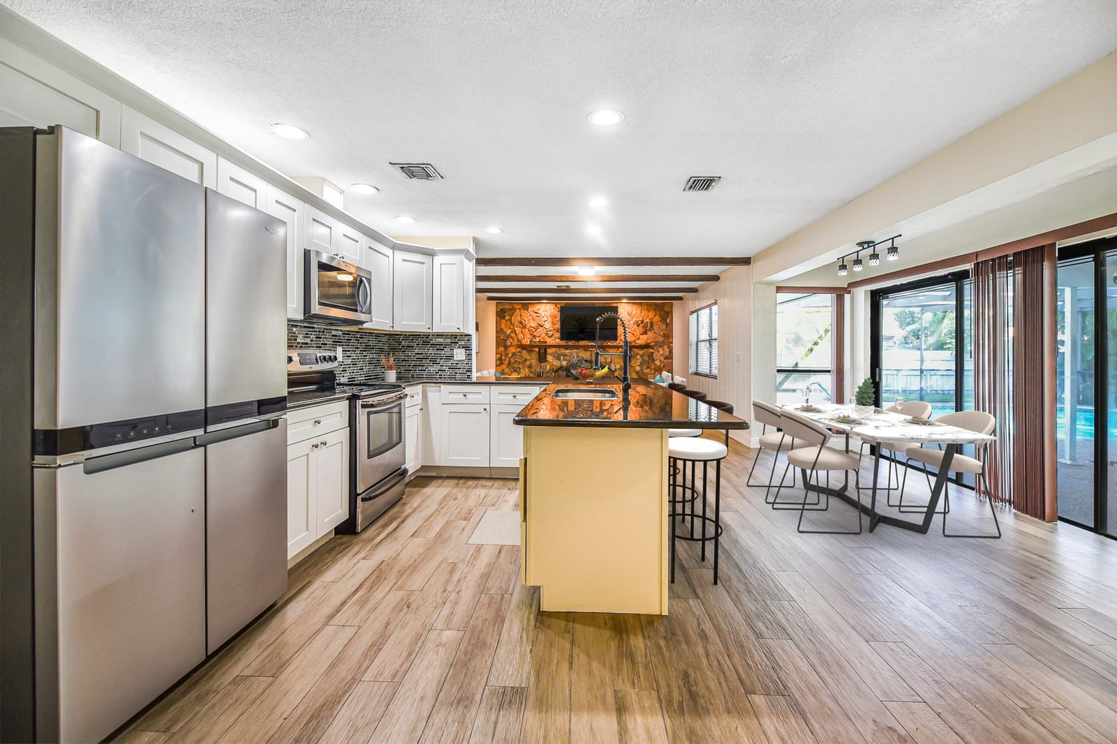 8385 NW 14th Street, Coral Springs, FL 33071 photo 2