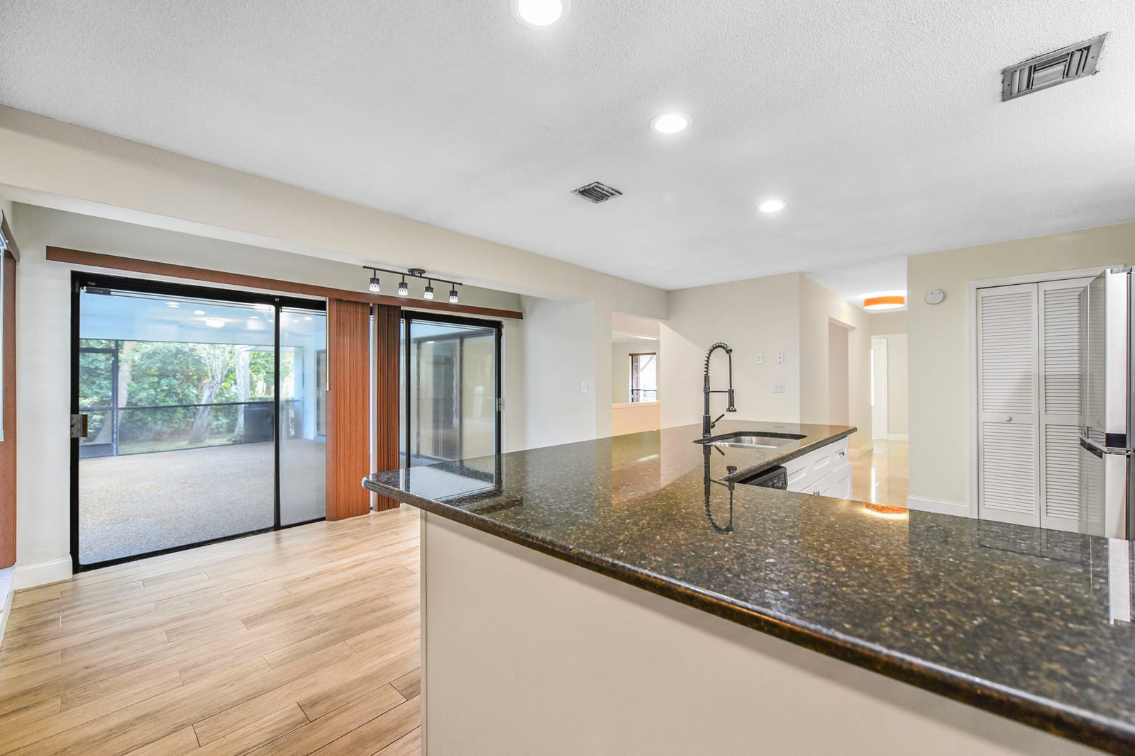 8385 NW 14th Street, Coral Springs, FL 33071 photo 14
