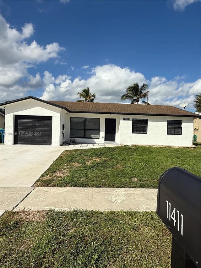 11411 NW 37th Place, Sunrise, FL 33323