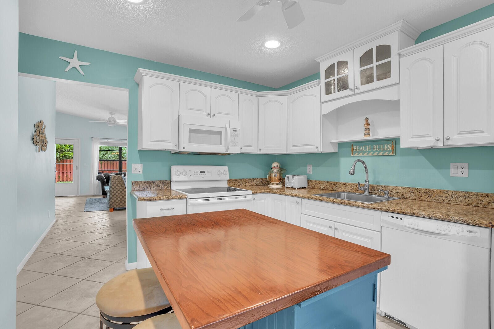 8020 SE Villa Cir — photo 11