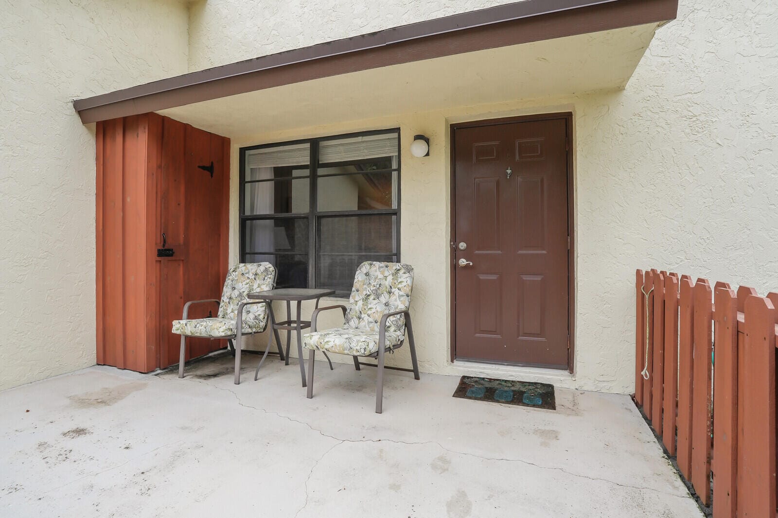 8020 SE Villa Cir — photo 4