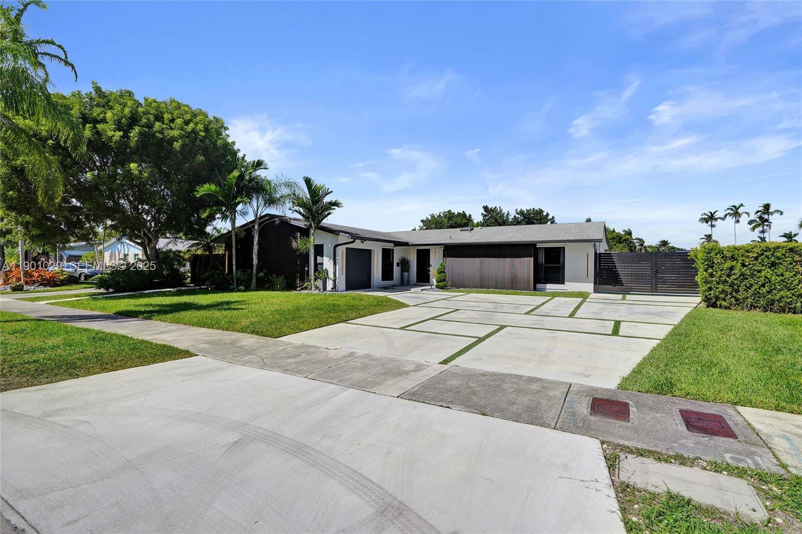 9371 SW 185th Terrace, Cutler Bay, FL 33157 photo 2