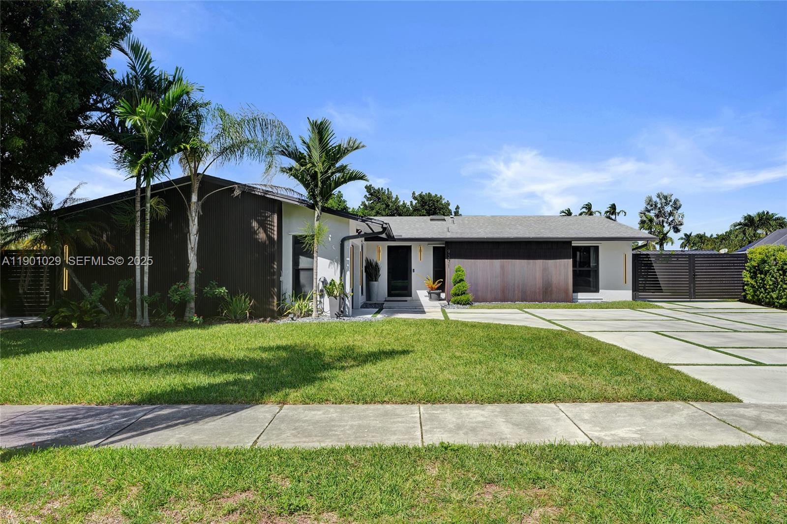9371 SW 185th Terrace, Cutler Bay, FL 33157 photo 4