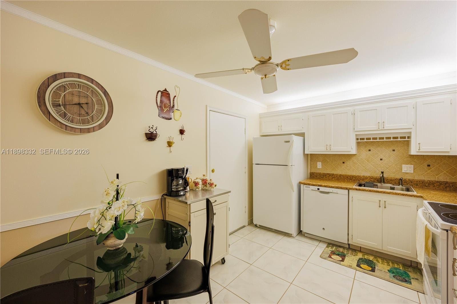 4750 NW 22nd Court 211 — photo 2