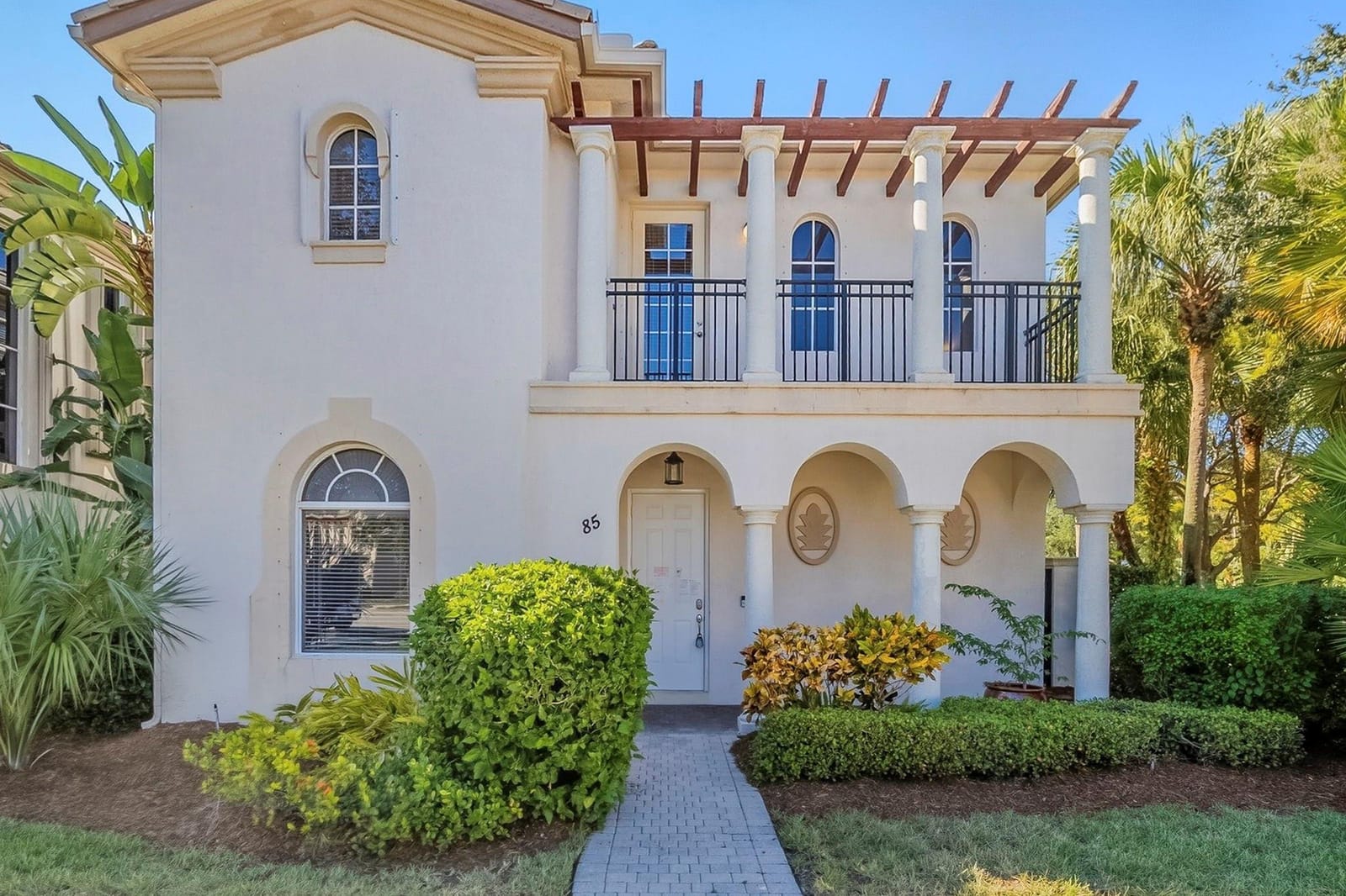 85 Stoney Drive, Palm Beach Gardens, FL 33410