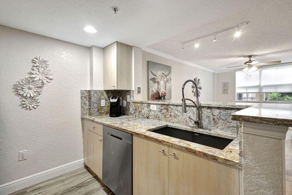1801 N Flagler Drive 211, West Palm Beach, FL 33407 photo 7