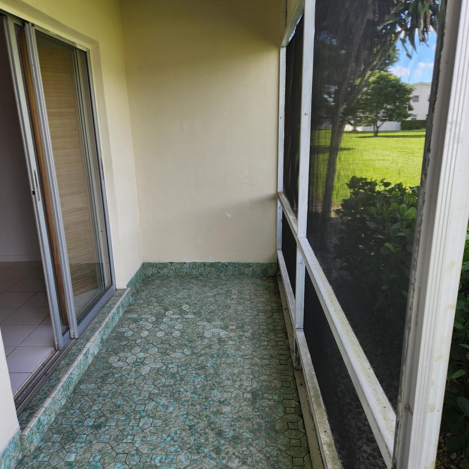 106 Coventry E 106, West Palm Beach, FL 33417 photo 15