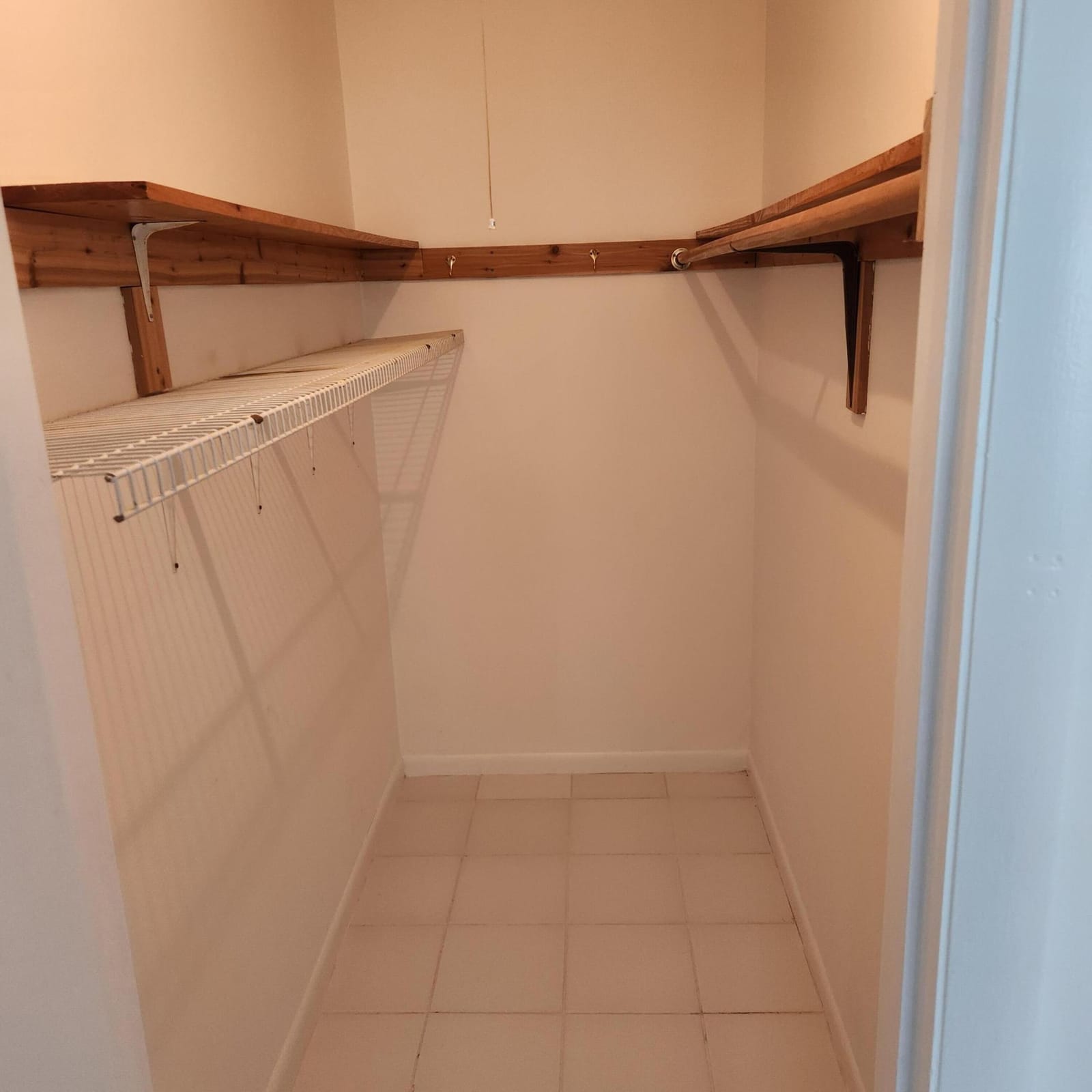 106 Coventry E 106 — photo 9