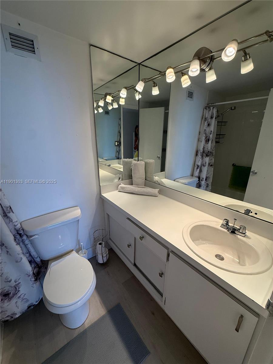 100 Lincoln Road 1111, Miami Beach, FL 33139 photo 14