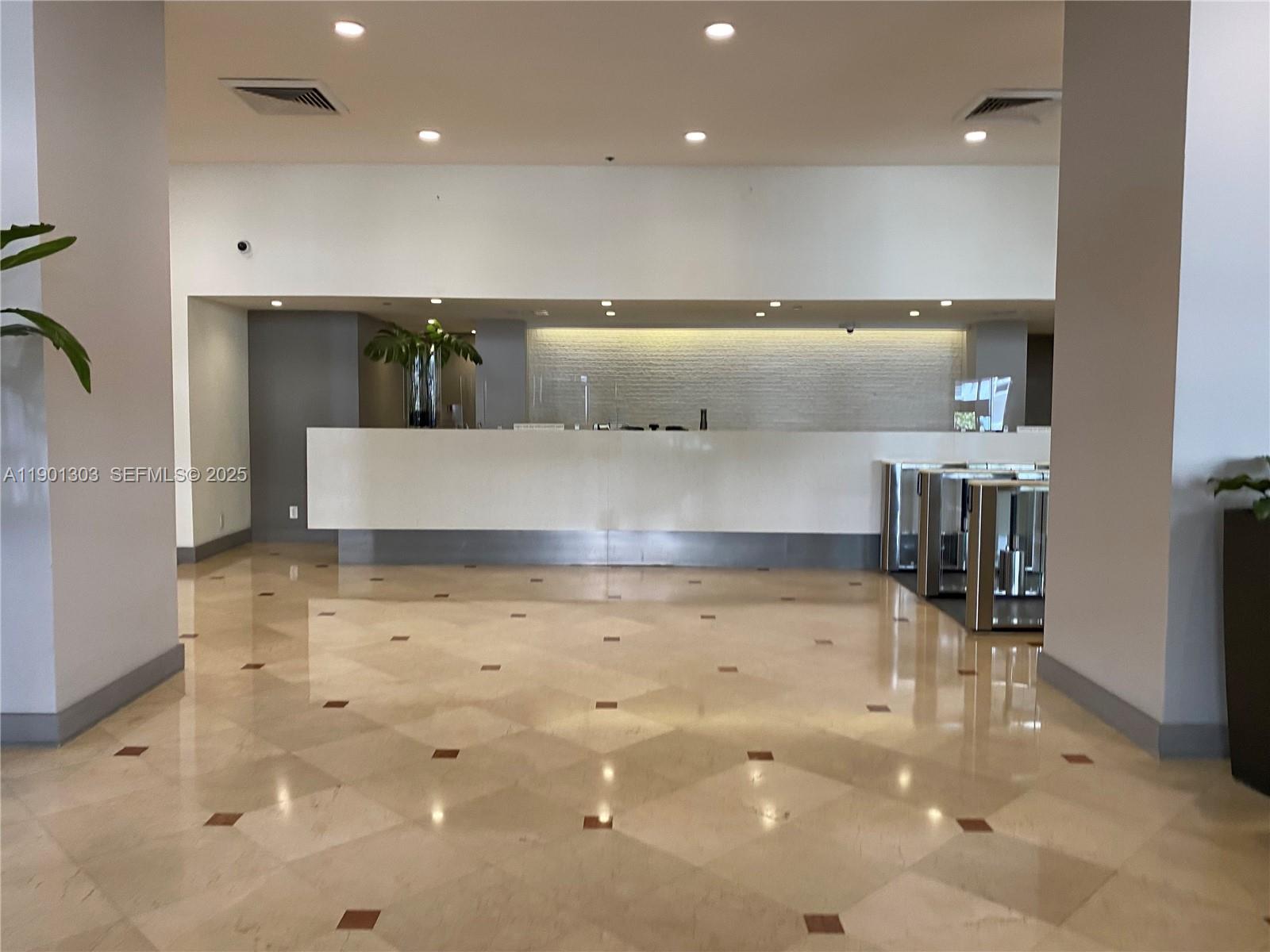 100 Lincoln Road 1111, Miami Beach, FL 33139 photo 17