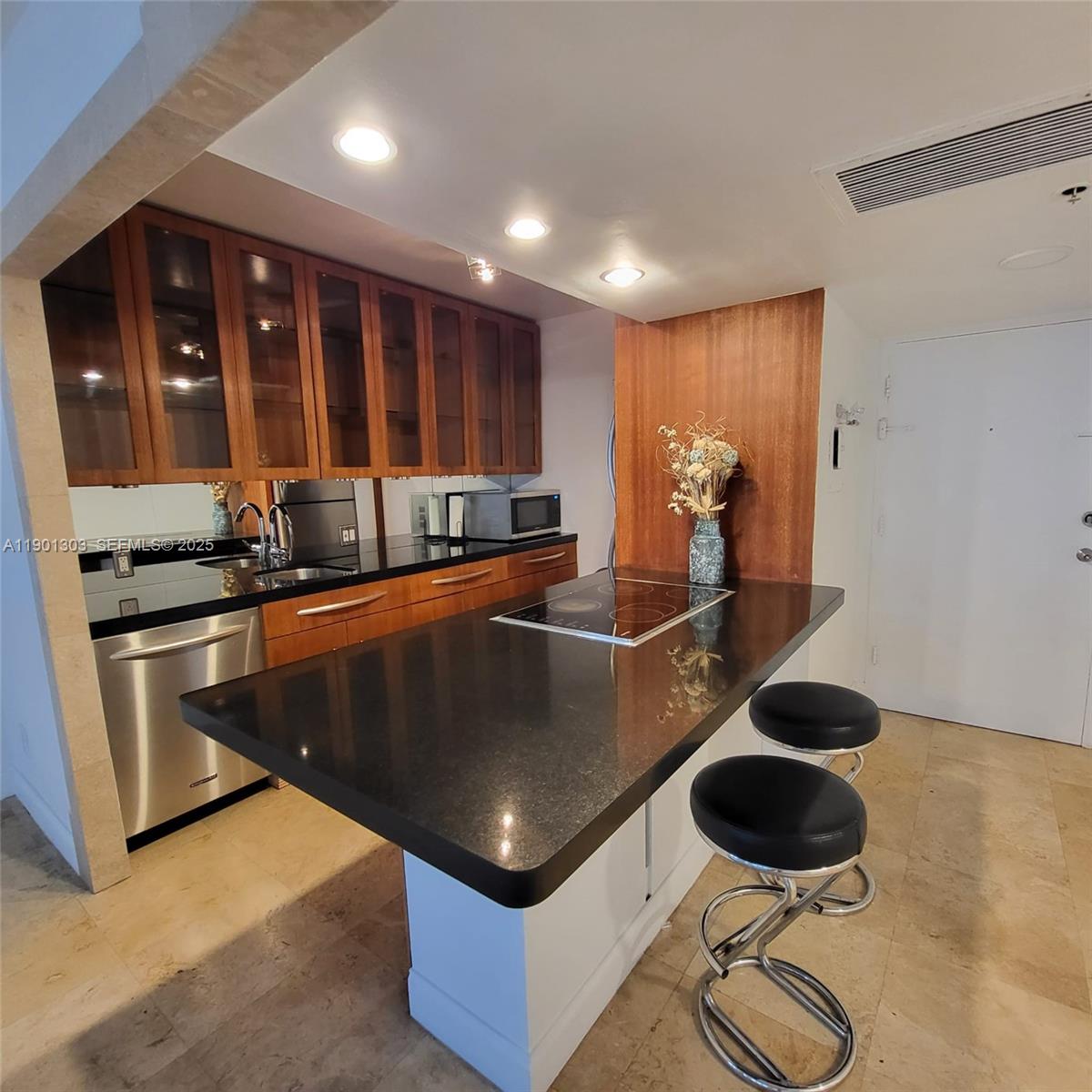 100 Lincoln Road 1111 — photo 10