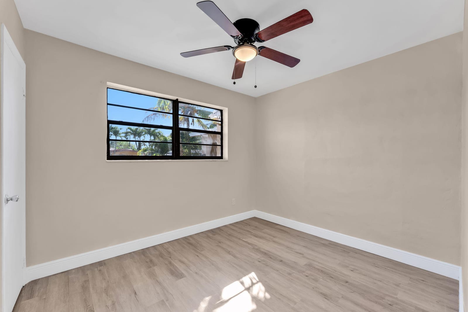 4701 NW 11th Court — photo 11