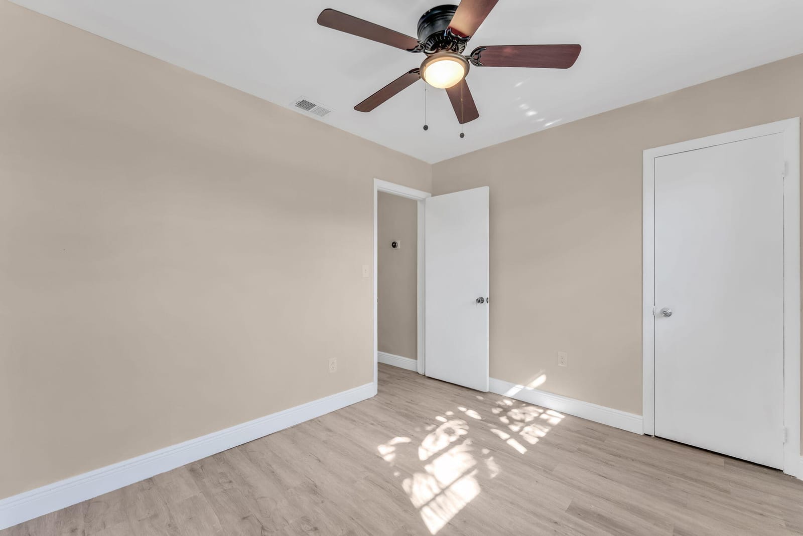 4701 NW 11th Court — photo 12