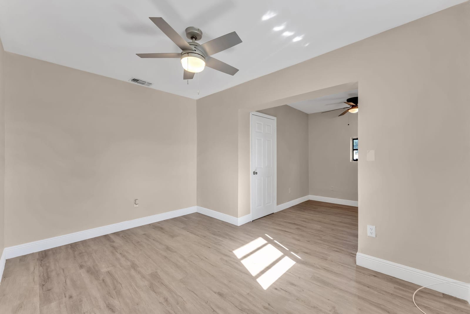 4701 NW 11th Court — photo 7