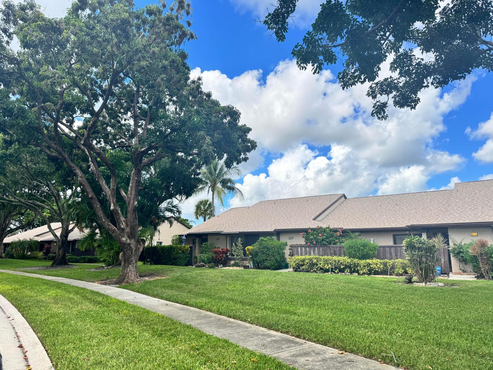 8393 Boca Glades Boulevard E, Boca Raton, FL 33434 photo 3