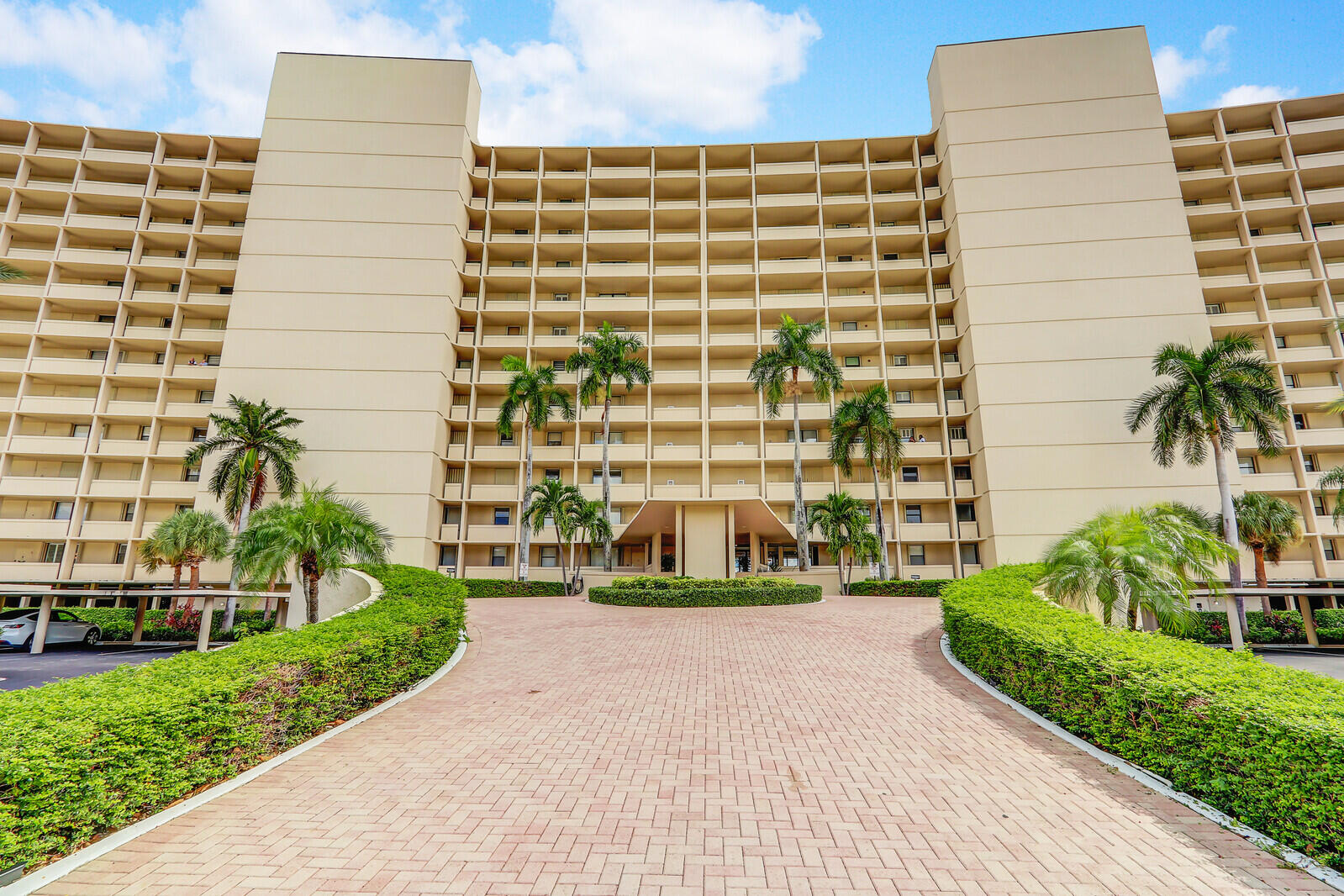 132 Lakeshore Drive 1117, North Palm Beach, FL 33408, North Palm Beach