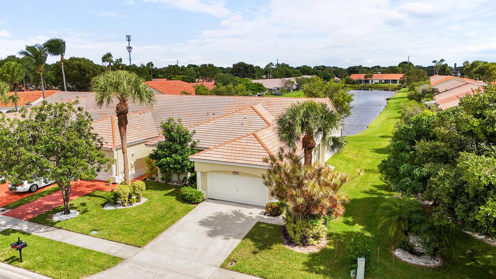 2 bedroom home for sale at 15266 Lake Wildflower, Delray Beach, FL 33484 — $360,000