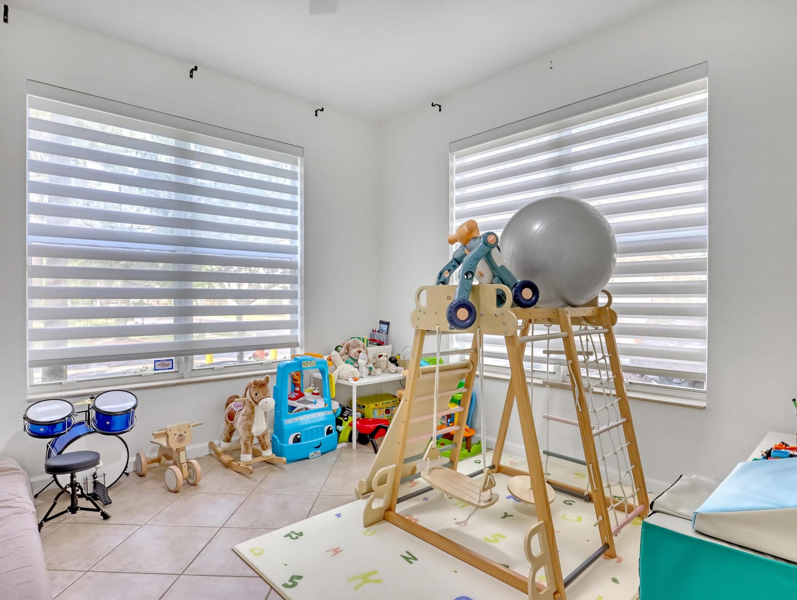 2850 S Oasis Drive — photo 10