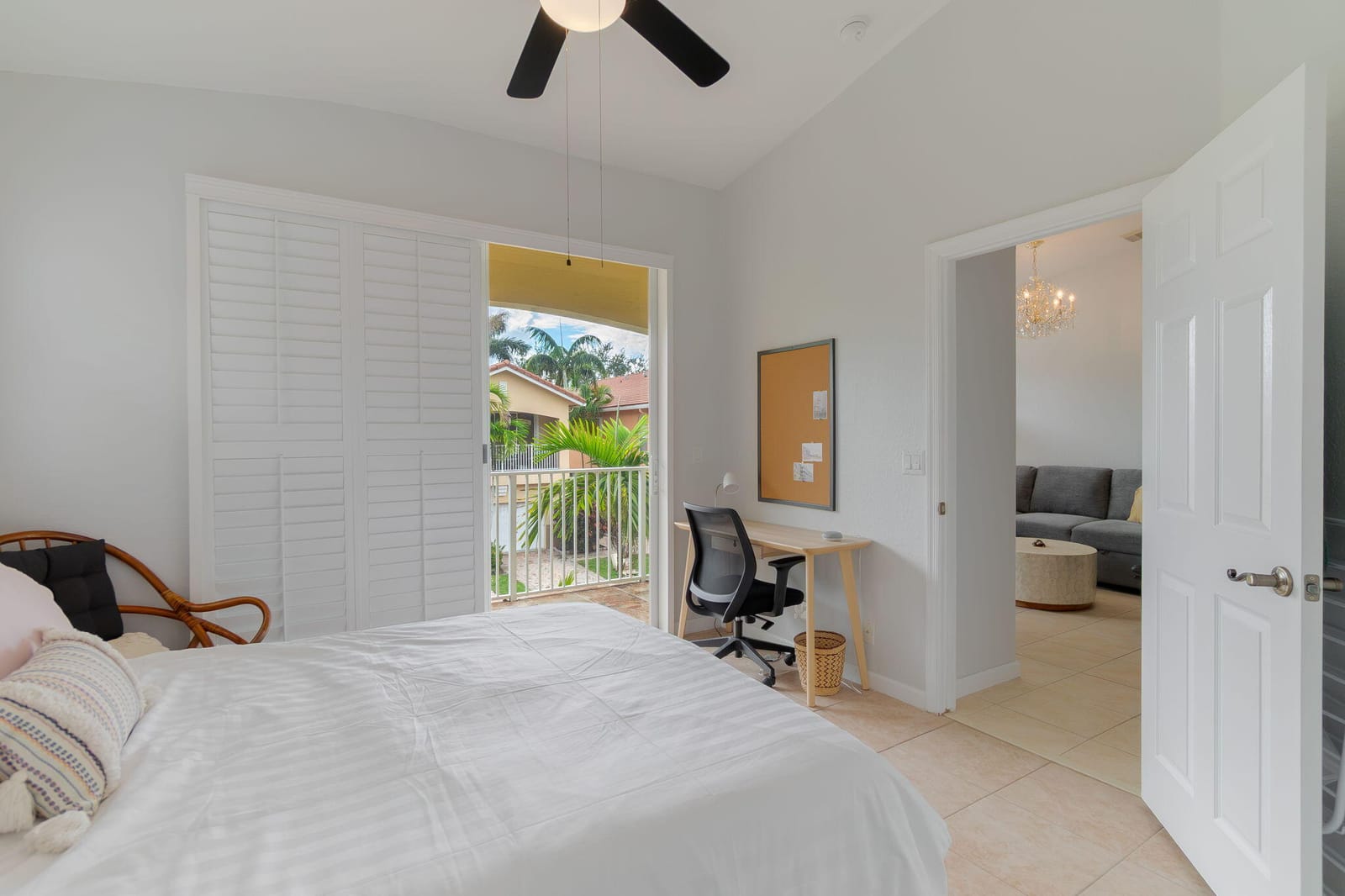1725 Terra Cotta Drive, Riviera Beach, FL 33404 photo 13