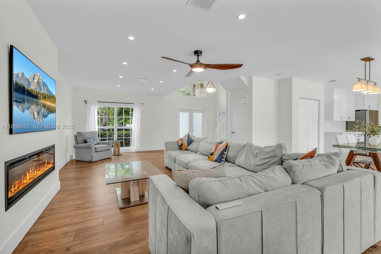 10045 Grove Lane — photo 11