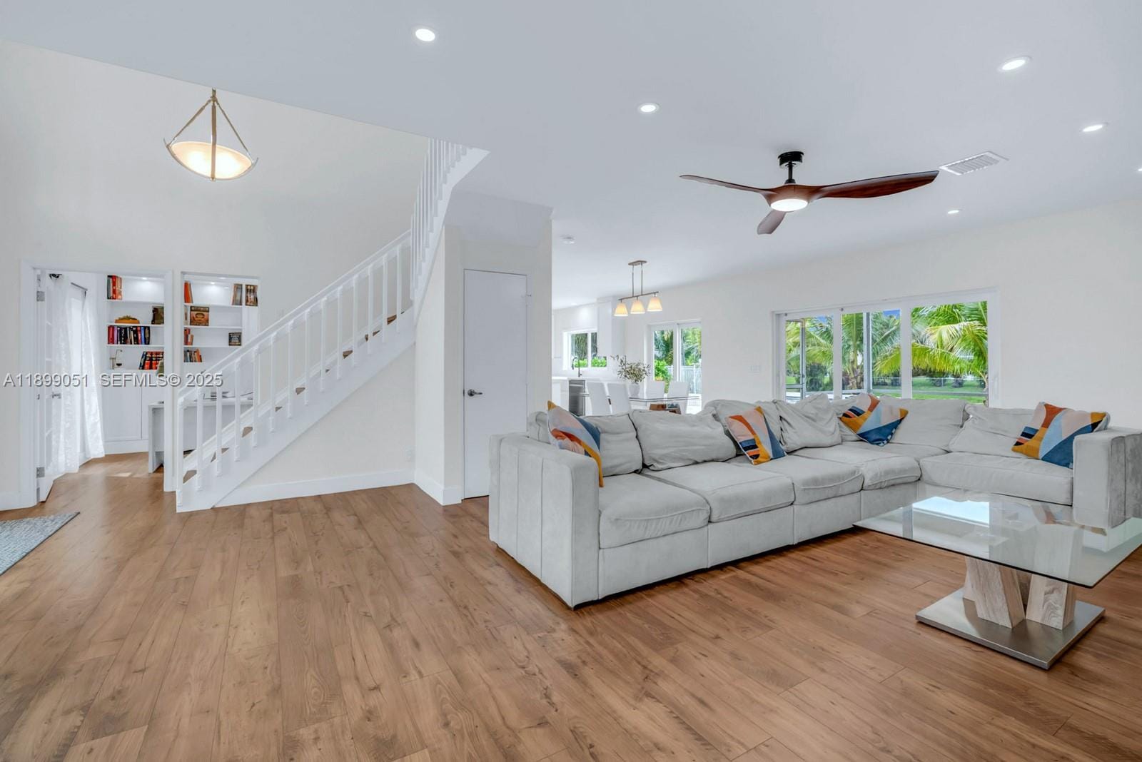 10045 Grove Lane — photo 8
