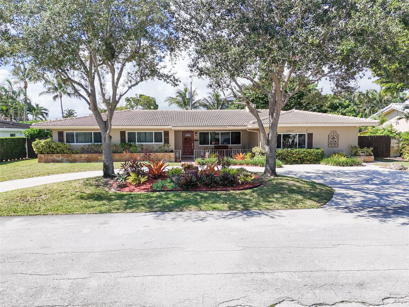 2517 NE 26th Terrace, Fort Lauderdale, FL 33305