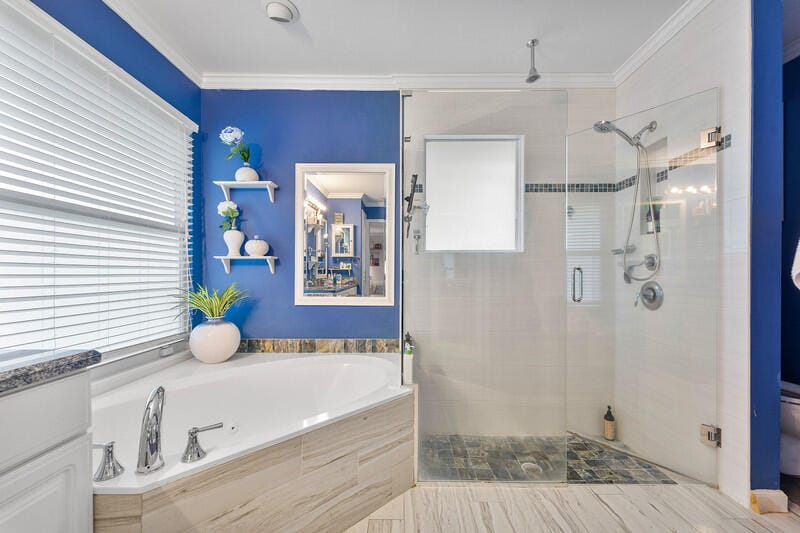 100 Royal Court, Royal Palm Beach, FL 33411 photo 13
