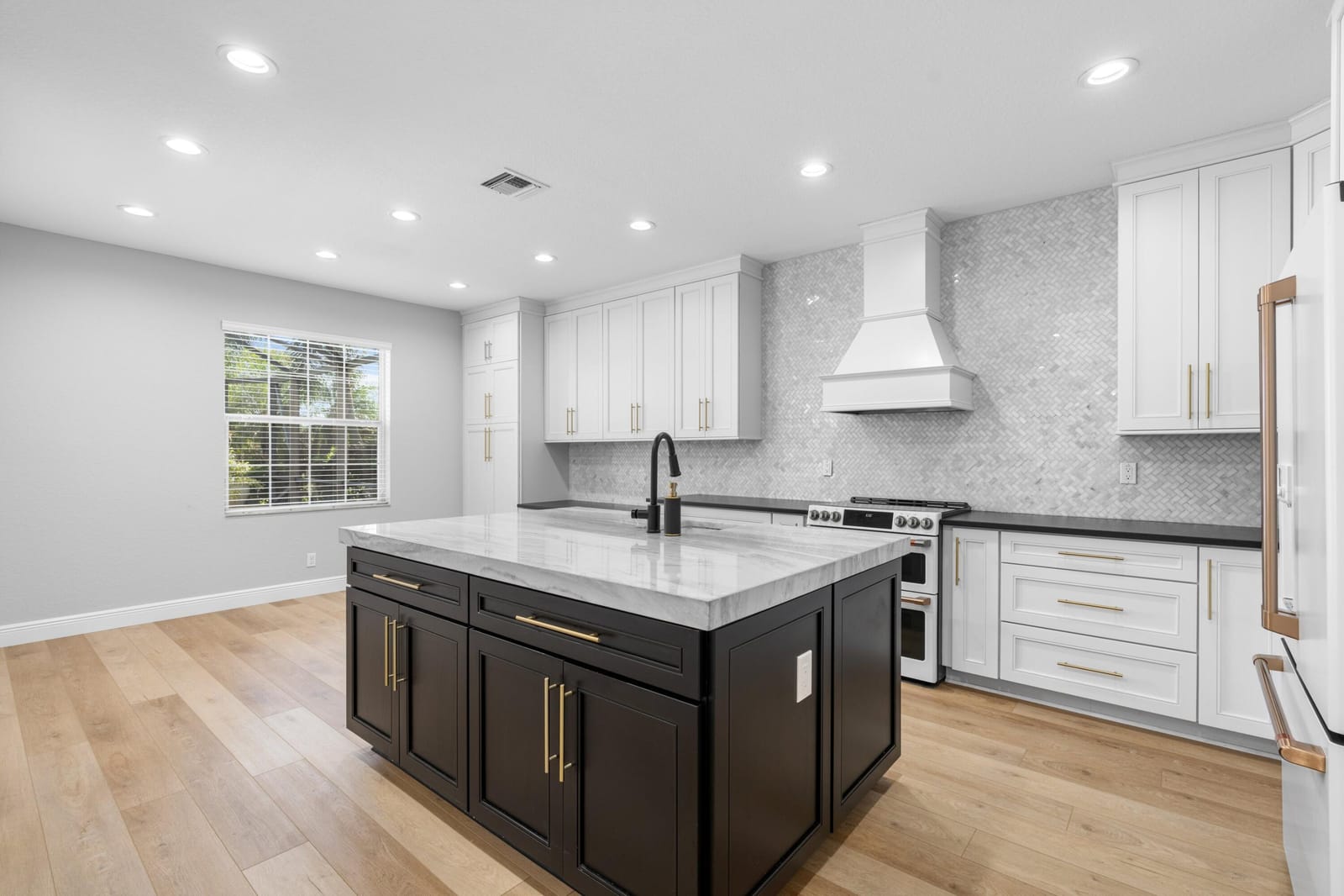 3456 Oakmont Estates Boulevard, Wellington, FL 33414 photo 11