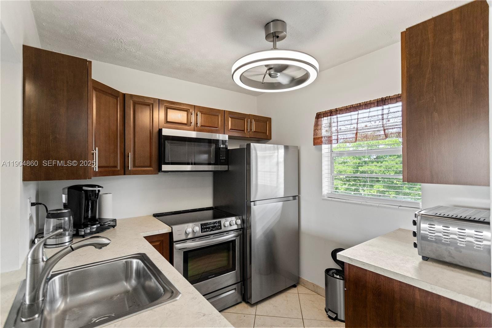 4806 NW 36th Street 610, Lauderdale Lakes, FL 33319