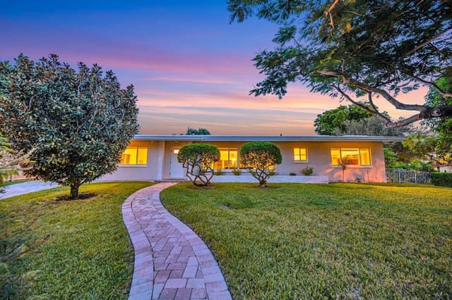 2100 Manatee Drive, sold in Harbour Heights Add, Fort Lauderdale, FL