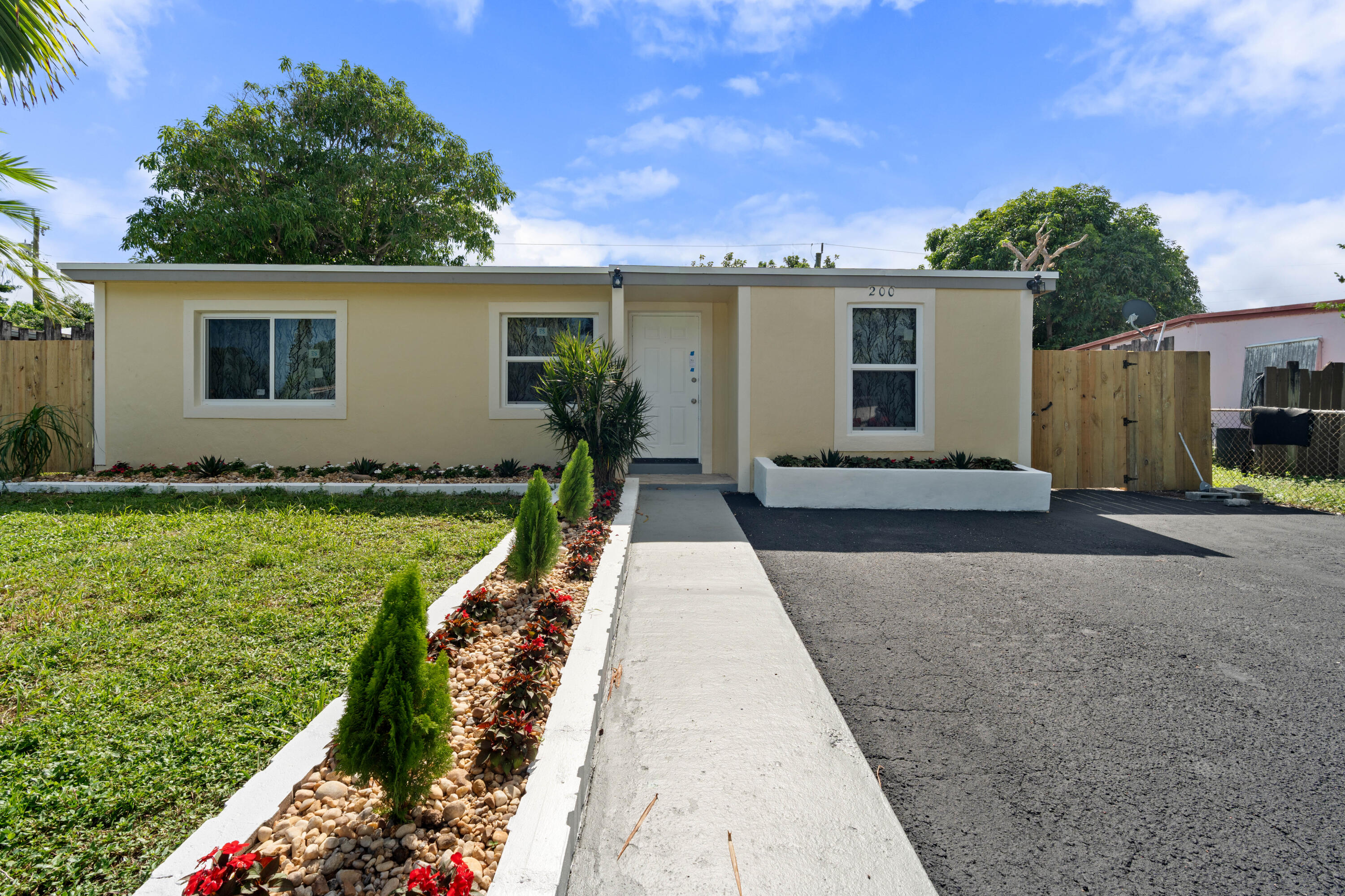 200 Plum Tree Drive, Lake Worth, FL 33462, Lake Worth