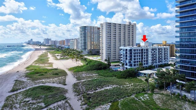812 N Ocean Boulevard 202, sold in Seapointe, Pompano Beach, FL