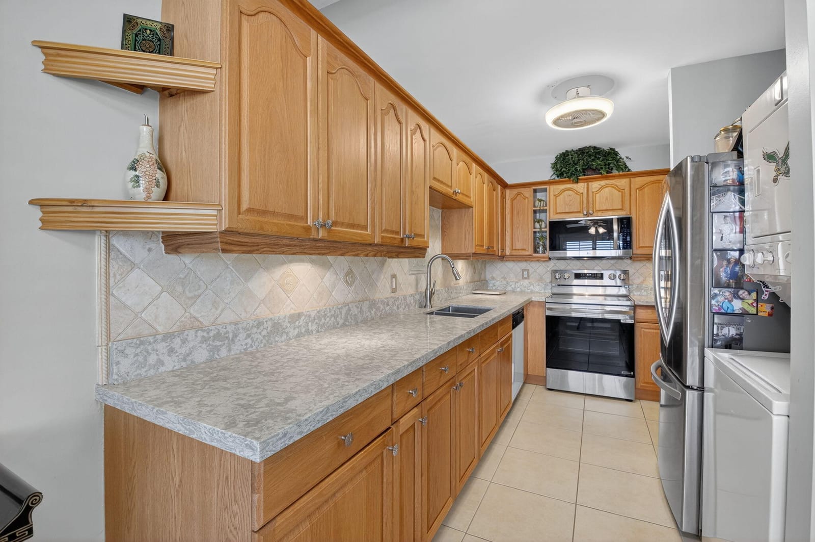 1141 Violet Terrace 202, Delray Beach, FL 33445 photo 16
