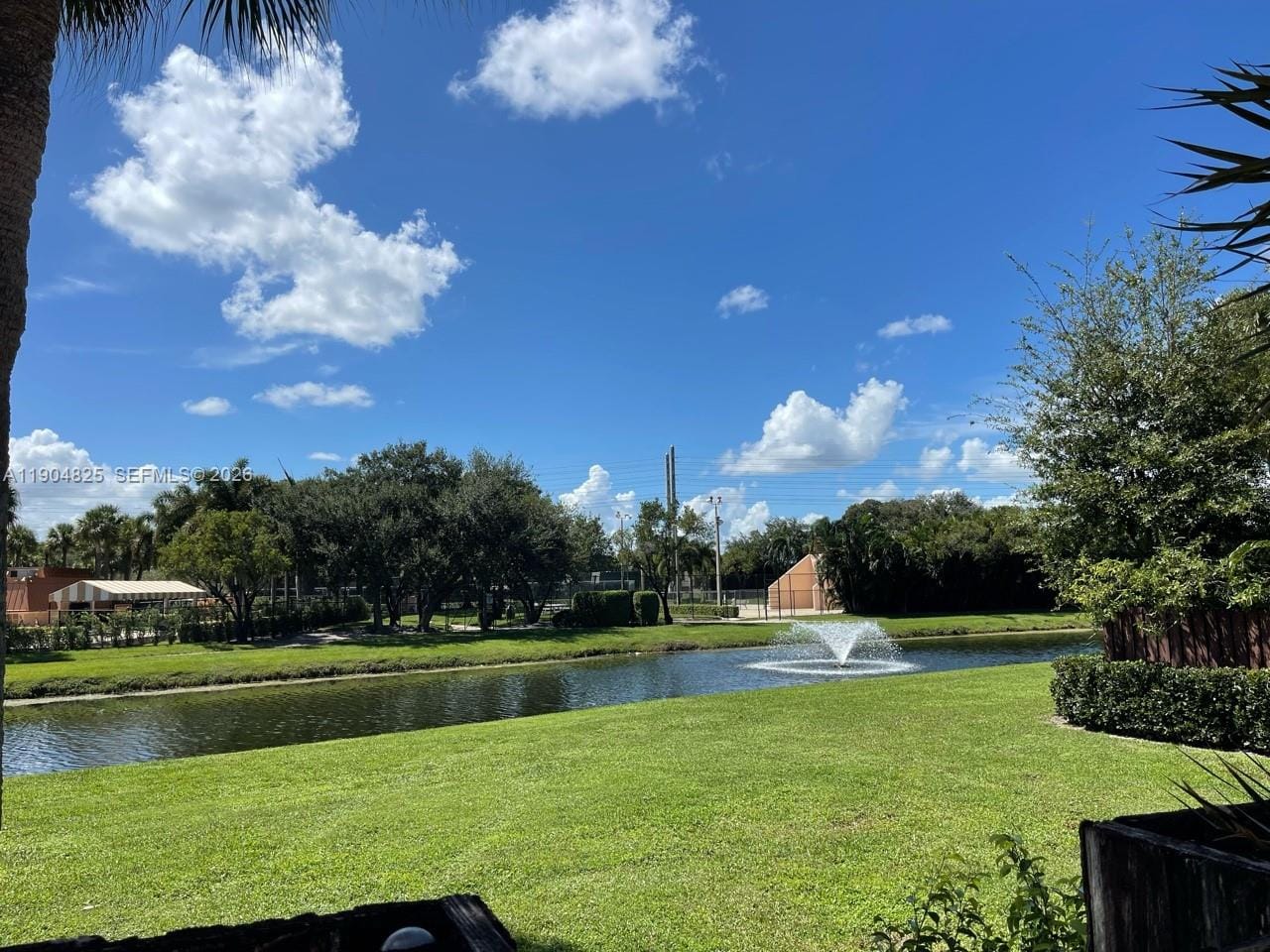 157 Heritage Way, West Palm Beach, FL 33407 photo 9