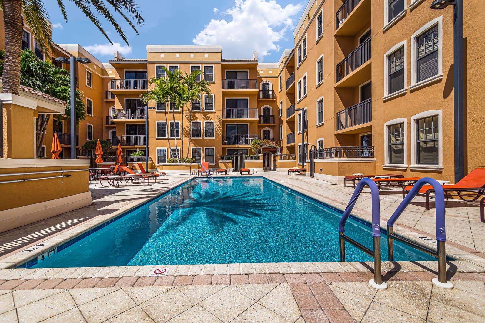 511 Lucerne Avenue 517, Lake Worth Beach, FL 33460 photo 2