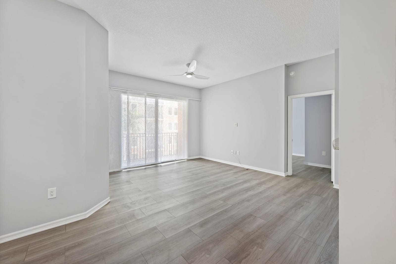 511 Lucerne Avenue 517, Lake Worth Beach, FL 33460 photo 13