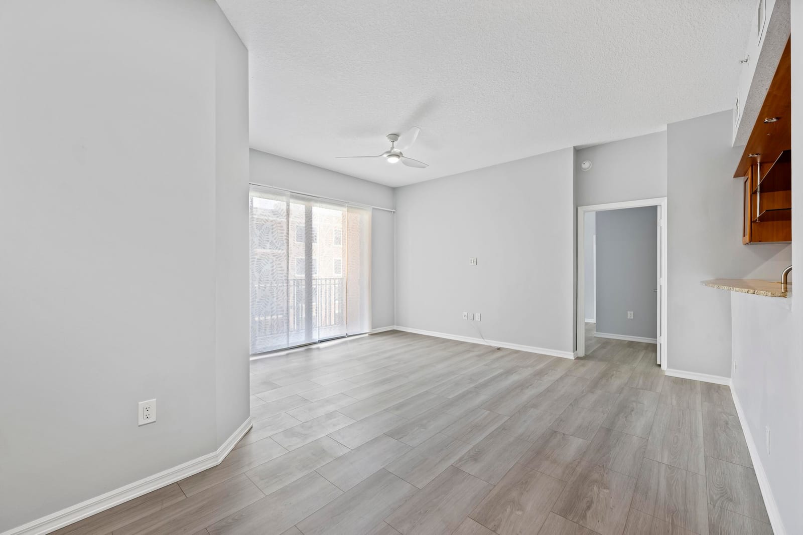 511 Lucerne Avenue 517, Lake Worth Beach, FL 33460 photo 14