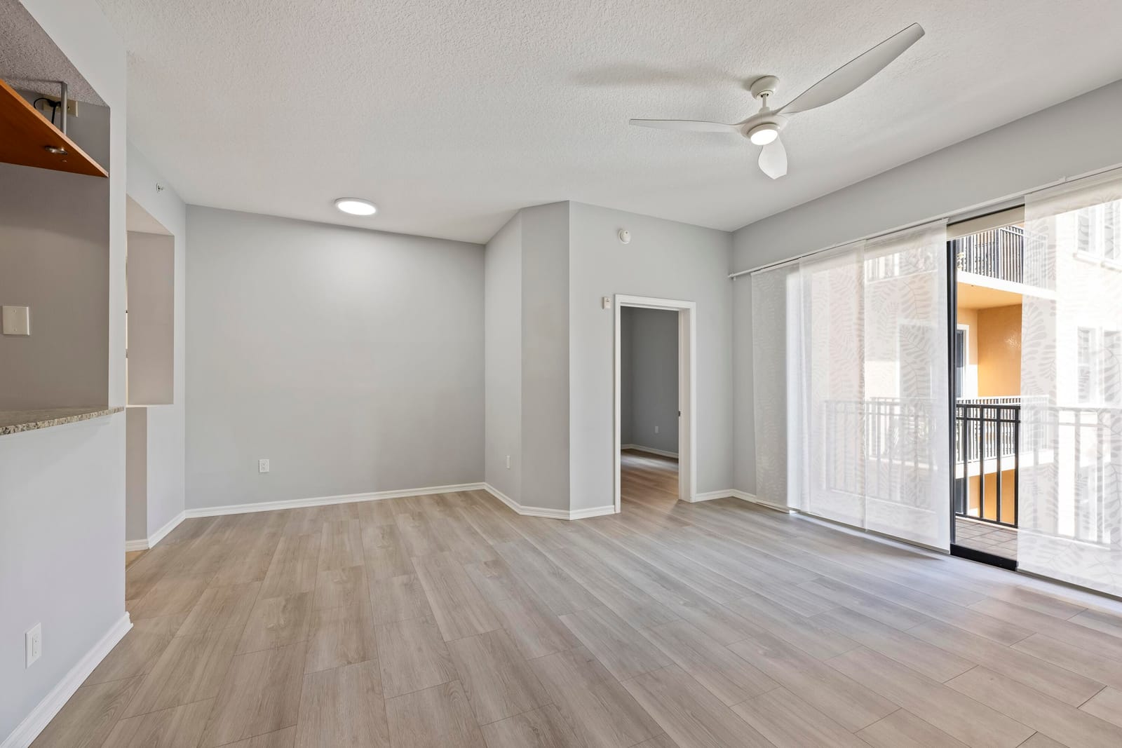 511 Lucerne Avenue 517, Lake Worth Beach, FL 33460 photo 17