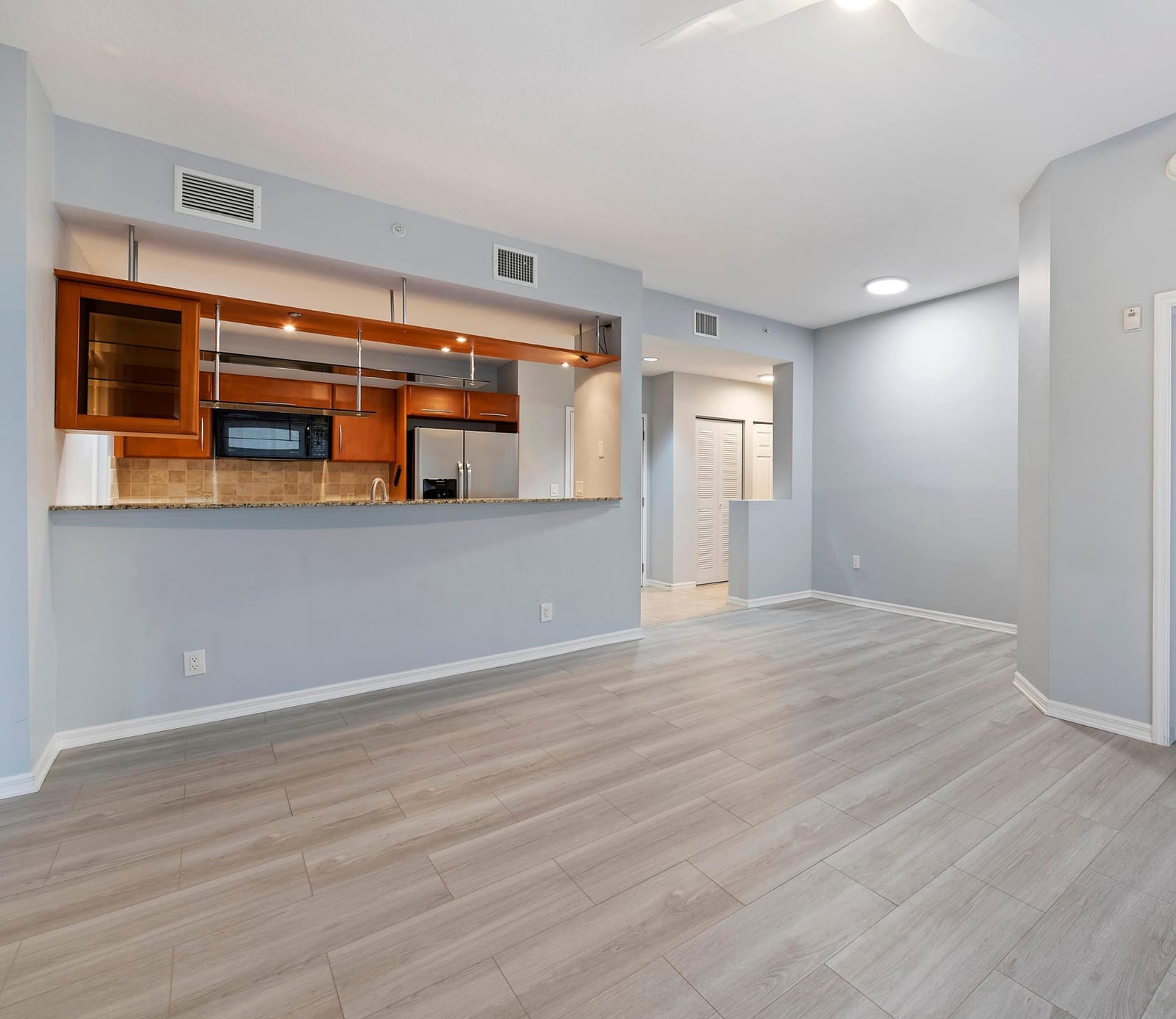 511 Lucerne Avenue 517, Lake Worth Beach, FL 33460 photo 23