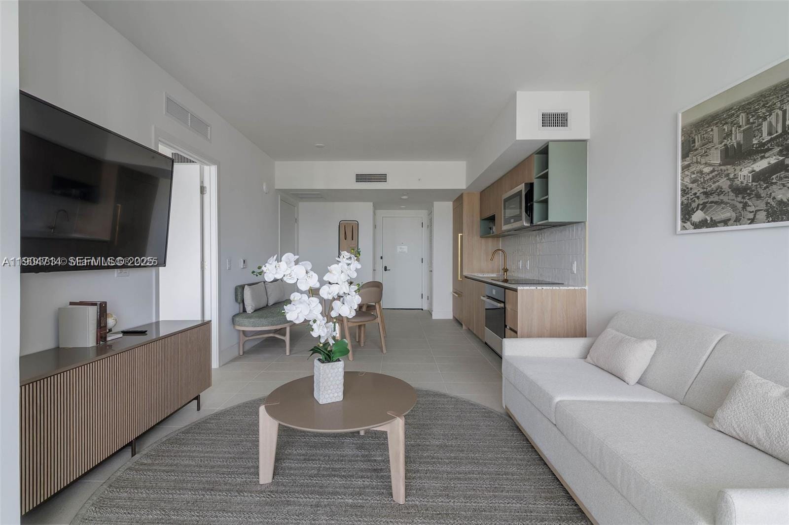 159 NE 6th Street 2404, Miami, FL 33132 photo 11