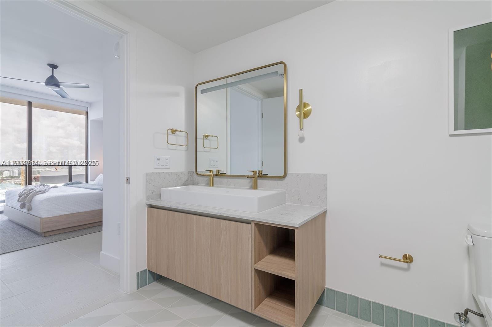159 NE 6th Street 2404, Miami, FL 33132 photo 19