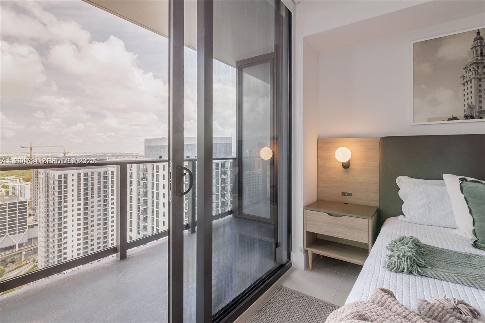 159 NE 6th Street 2404, Miami, FL 33132 photo 21