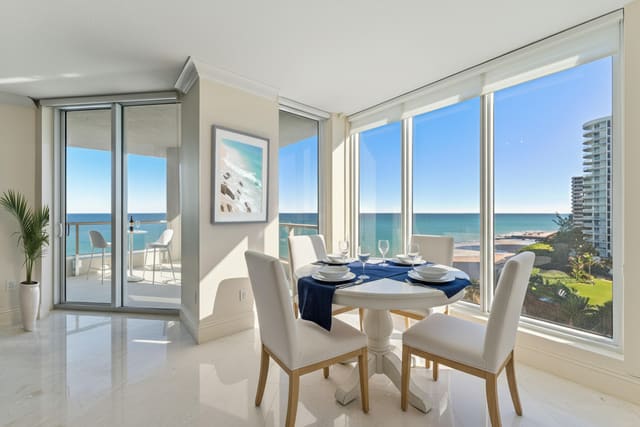 5050 N Ocean Drive 702, sold in Oceans Edge At Singer Island Condo, Singer Island, FL