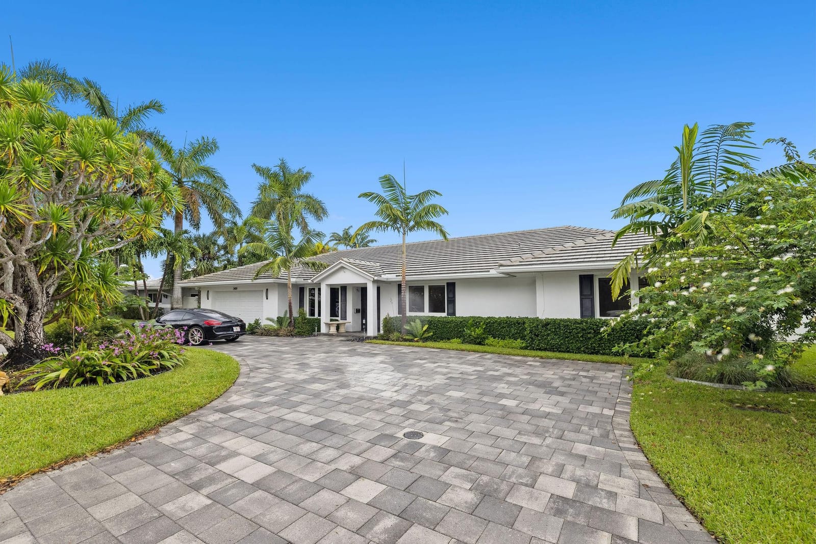 2409 NE 37th Street, Fort Lauderdale, FL 33308