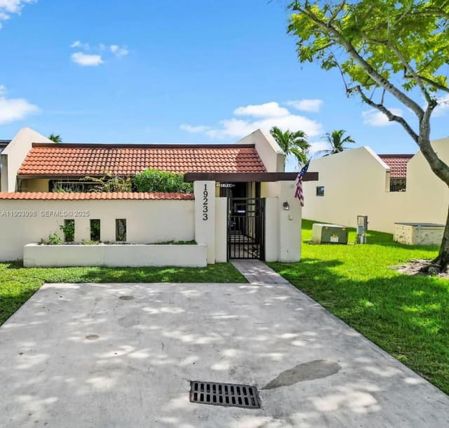 19233 NW 64th Court, sold in Townhomes Of Country Lake, Hialeah, FL