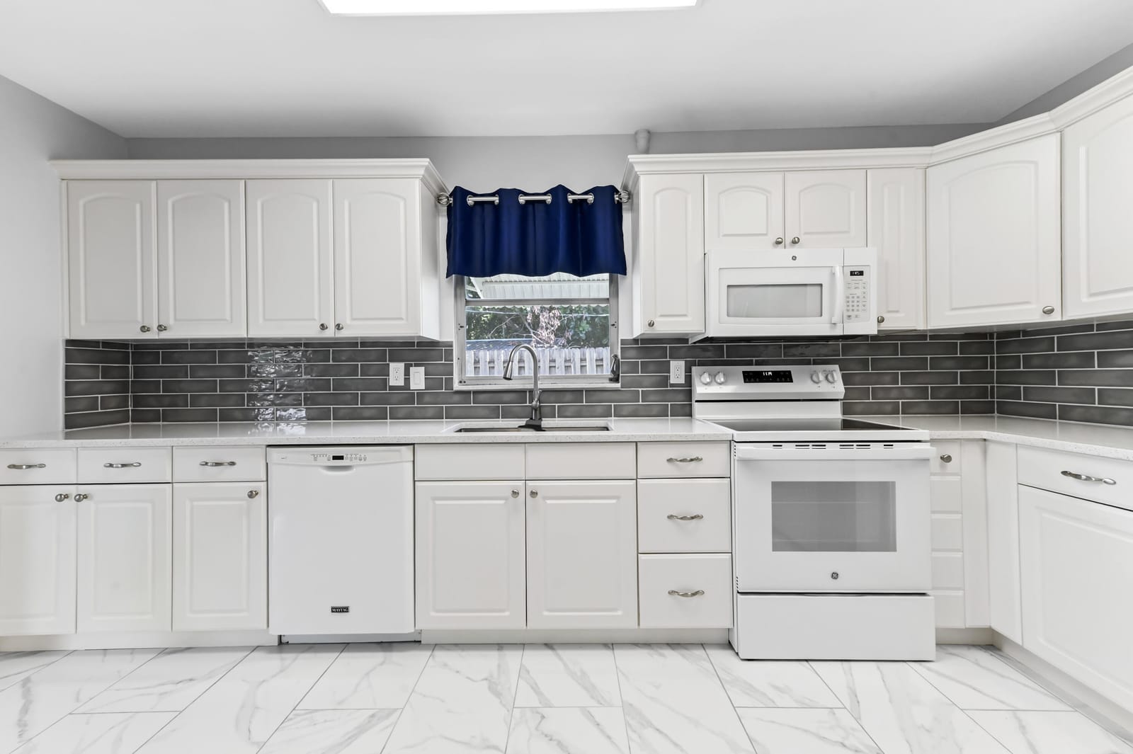 2809 Donald Road — photo 4