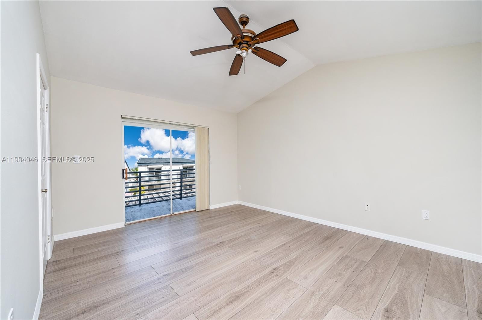 351 NE 211th Street, Miami, FL 33179 photo 15